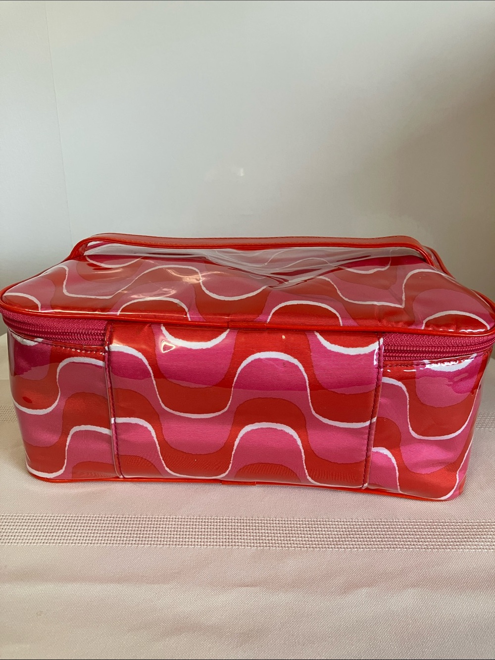 💐Kate Spade East West Heddy OpArt Makeup Case Set - Picture 3 of 13